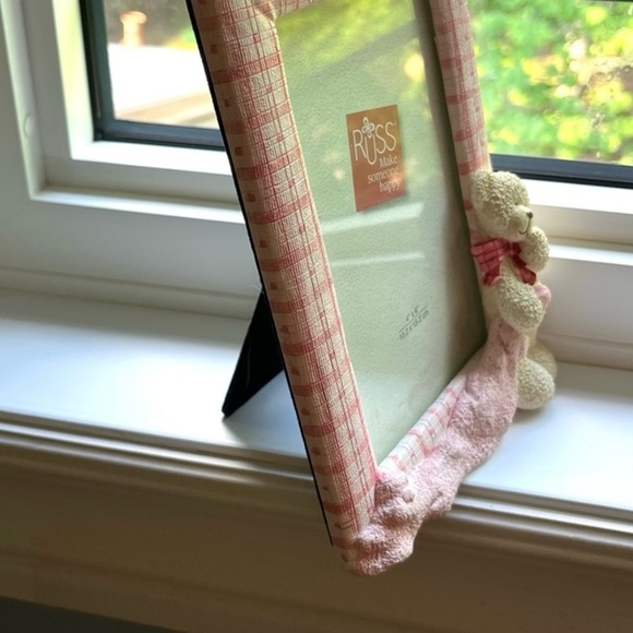 Russ~Teddy Bear Picture Frame~Size 4”x6”~Pink - Picture 3 of 5